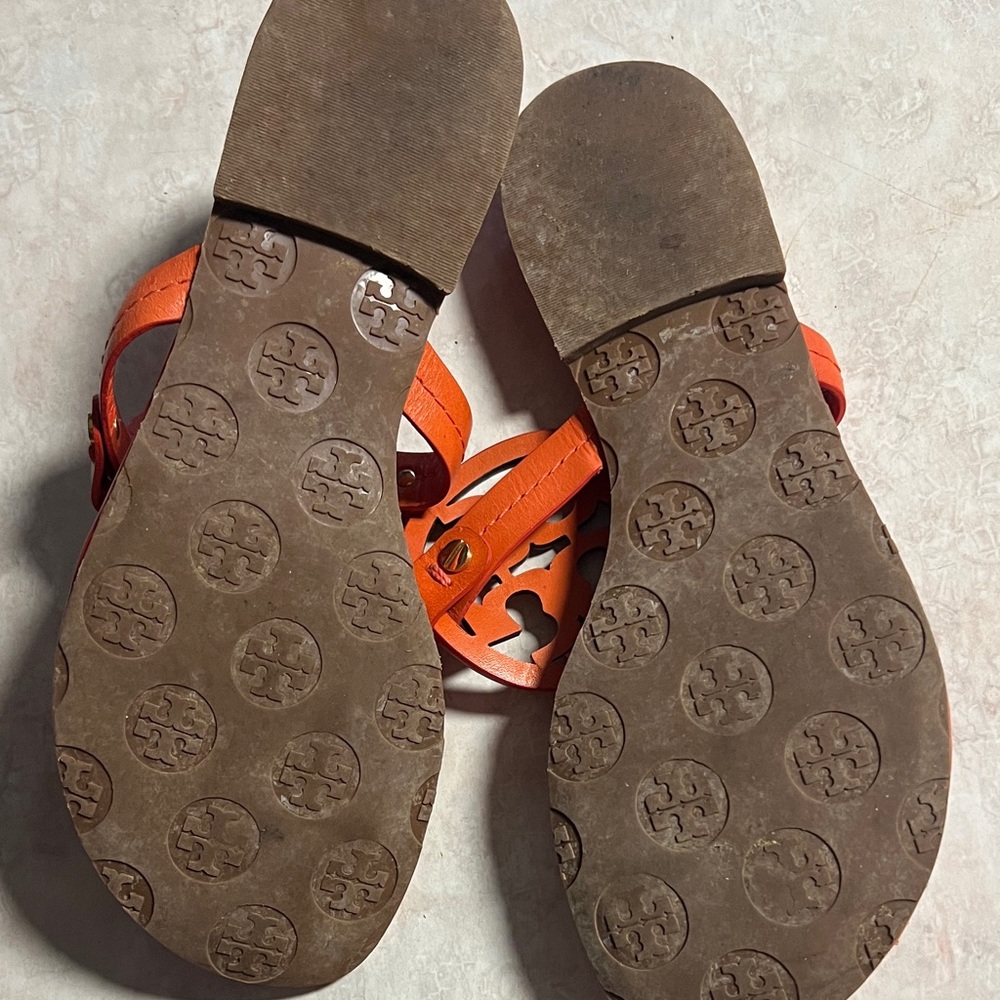 Tory Burch Vibrant Orange Thong Sandals - Picture 4 of 4